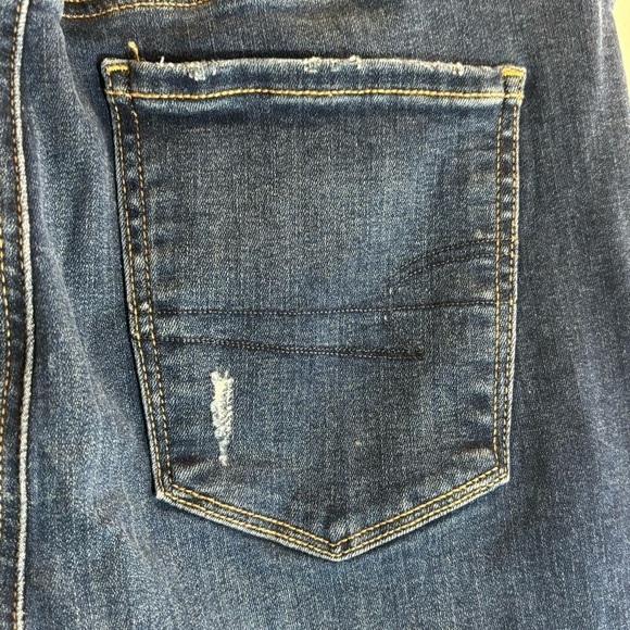 AMERICAN EAGLE  Sz 14S Dark Wash Distressed Chewed Hem Super High Rise Jeans NEW - Picture 10 of 13